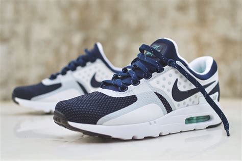 how to identify fake nike air max zero